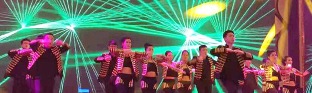 新活力 17創(chuàng)！雷諾表業(yè)2017新年年會活力全開！