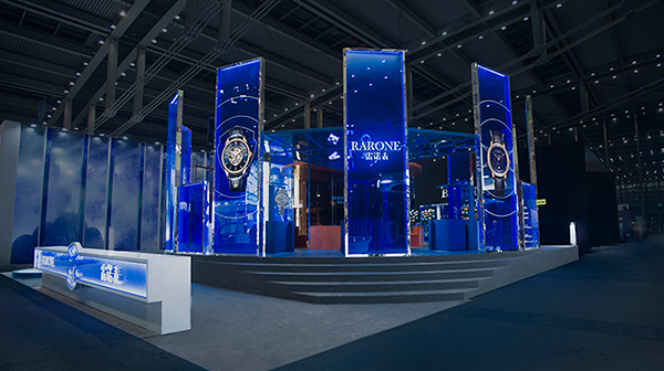 3.雷諾表以全新的品牌理念“御時(shí)而行”為主題，筑夢(mèng)國(guó)表中國(guó)制造新紀(jì)元